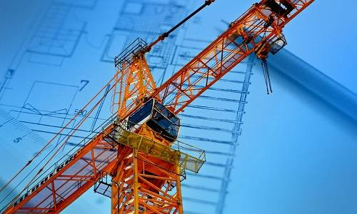 Stavební produkce meziročně klesla o 2,4 %
